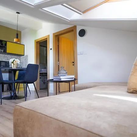 Karlovcanka Smestaj U Centru Sremskih Karlovaca Lejlighed