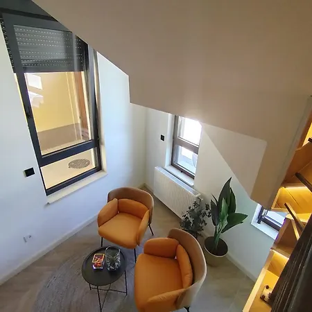 Karlovcanka Smestaj U Centru Sremskih Karlovaca Appartamento Sremski Karlovci