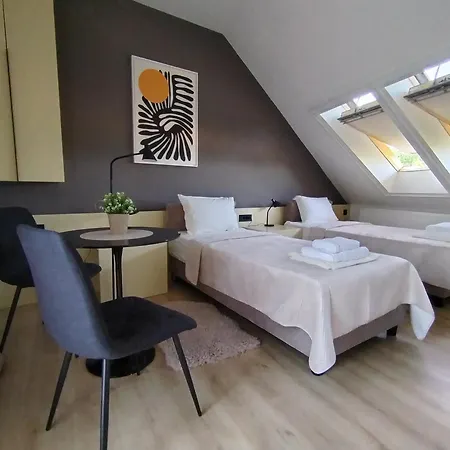 Karlovcanka Smestaj U Centru Sremskih Karlovaca * Sremski Karlovci