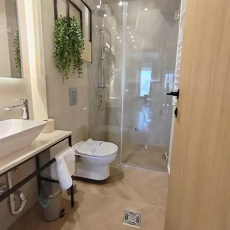 Karlovcanka Smestaj U Centru Sremskih Karlovaca Appartamento