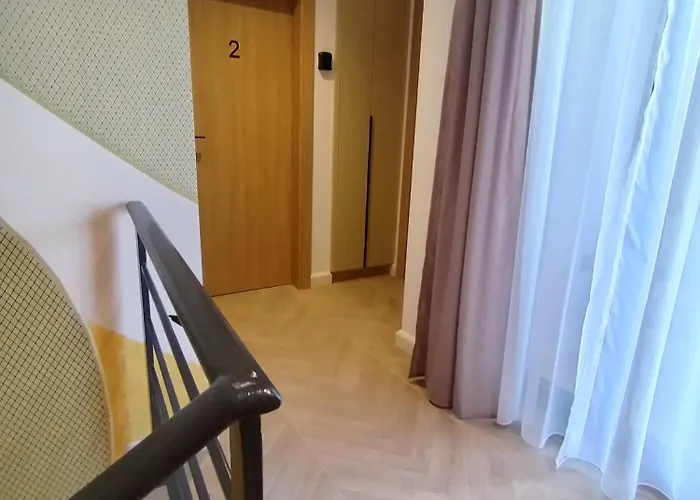 Karlovcanka Smestaj U Centru Sremskih Karlovaca 아파트 *