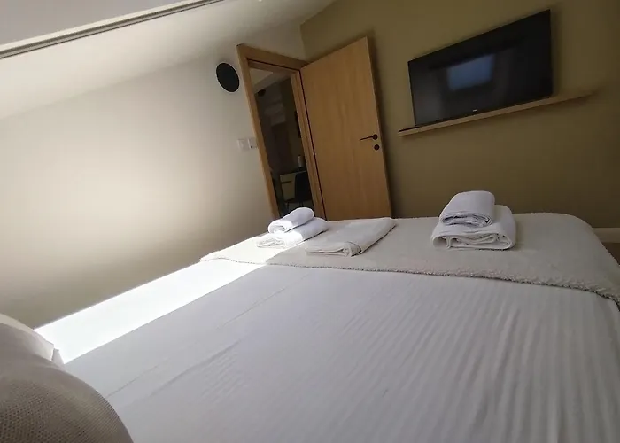 Karlovcanka Smestaj U Centru Sremskih Karlovaca 스렘스키카를로브치