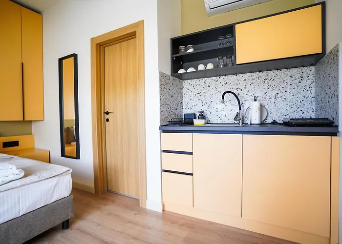 Karlovcanka Smestaj U Centru Sremskih Karlovaca * 스렘스키카를로브치