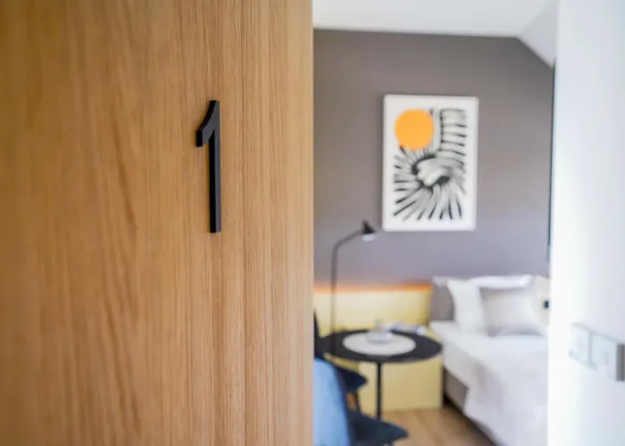 Karlovcanka Smestaj U Centru Sremskih Karlovaca 아파트 *