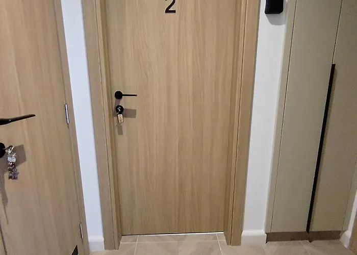 Karlovcanka Smestaj U Centru Sremskih Karlovaca 아파트