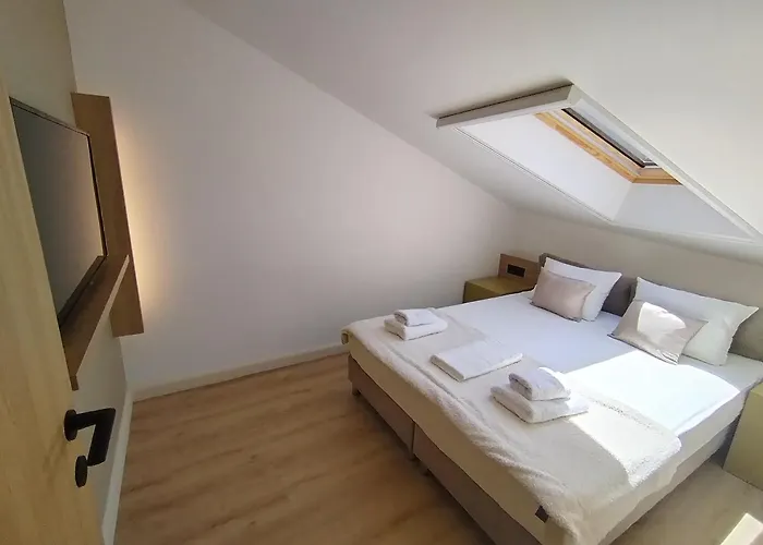 아파트 Karlovcanka Smestaj U Centru Sremskih Karlovaca