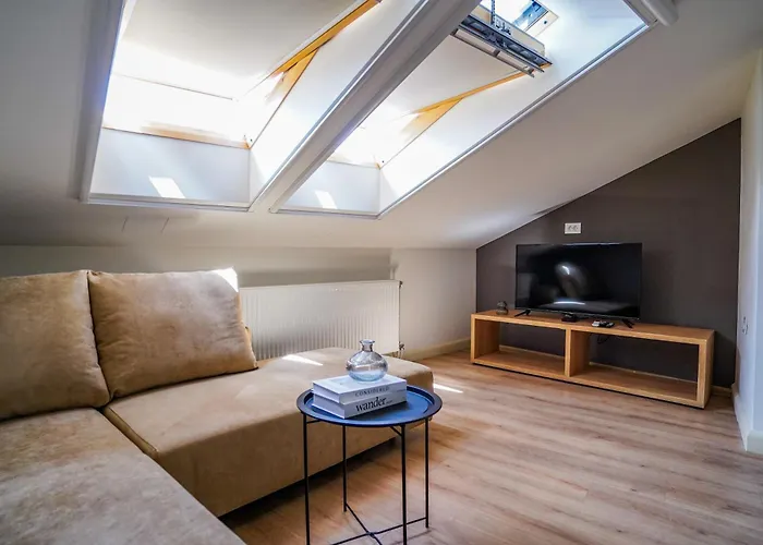 Karlovcanka Smestaj U Centru Sremskih Karlovaca 스렘스키카를로브치