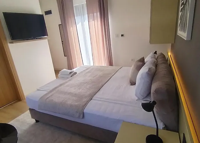 아파트 Karlovcanka Smestaj U Centru Sremskih Karlovaca